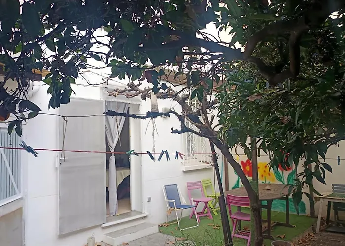 Spacious House In Quiet And Friendly Holiday home *