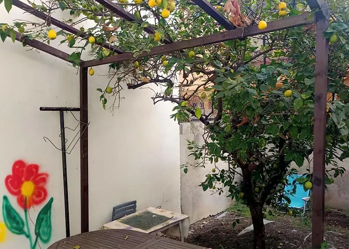 Holiday home Spacious House In Quiet And Friendly *